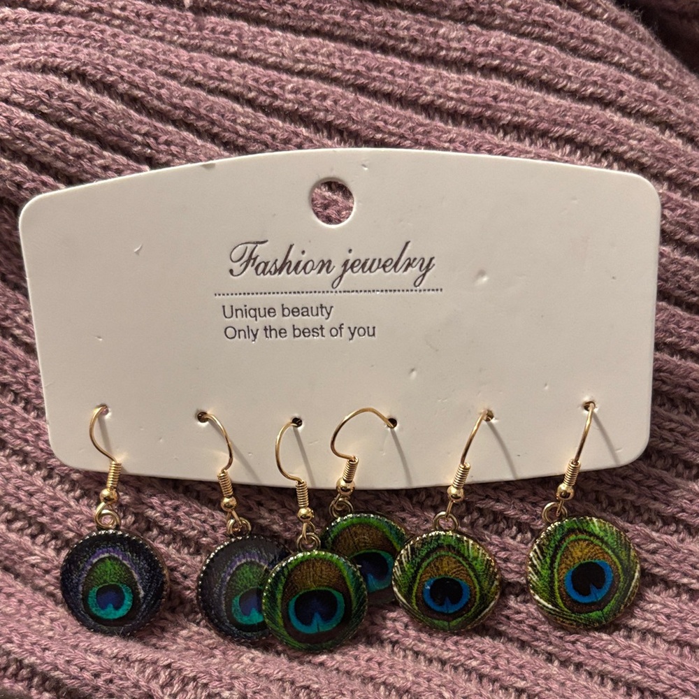 Fashion Jewelry Peacock Eye Earrings - Gold and Green